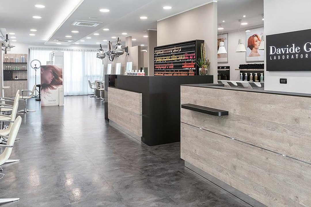 Davide Goldini Laboratorio Moda, Verona Provincia