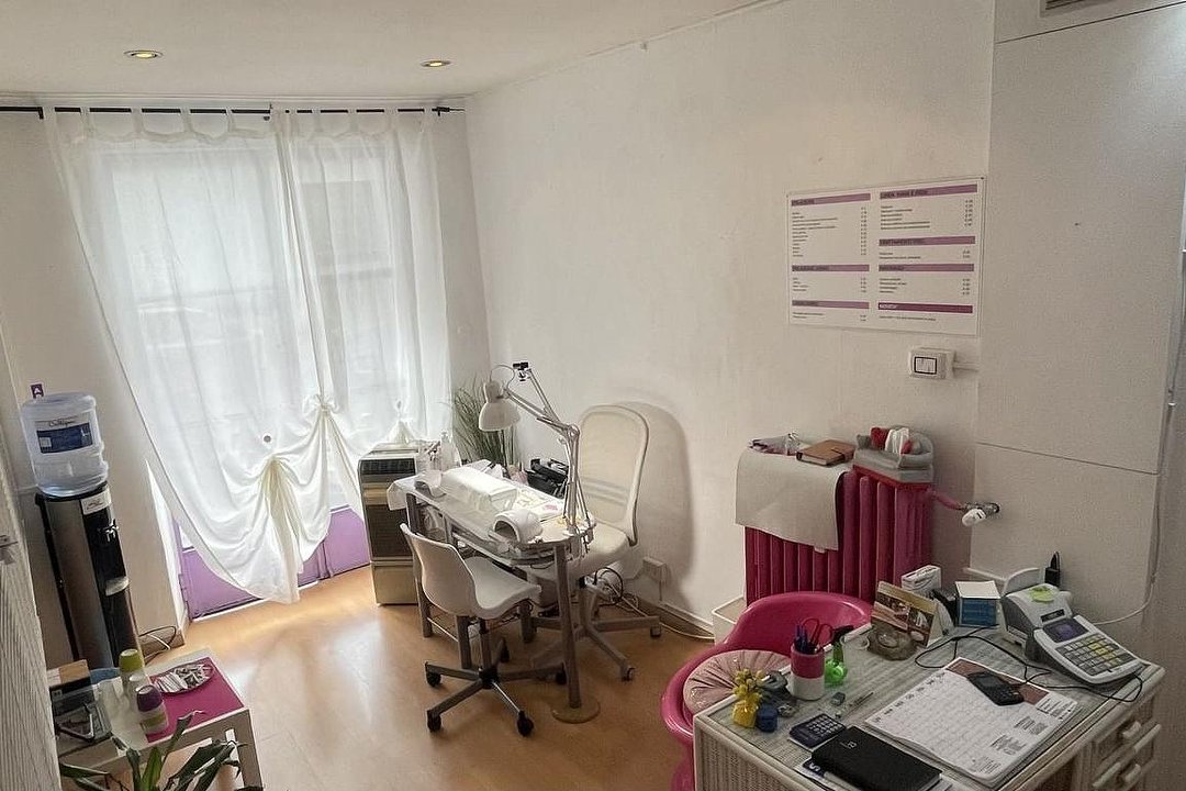 Veronica Rivetta, Maggiolina, Milano