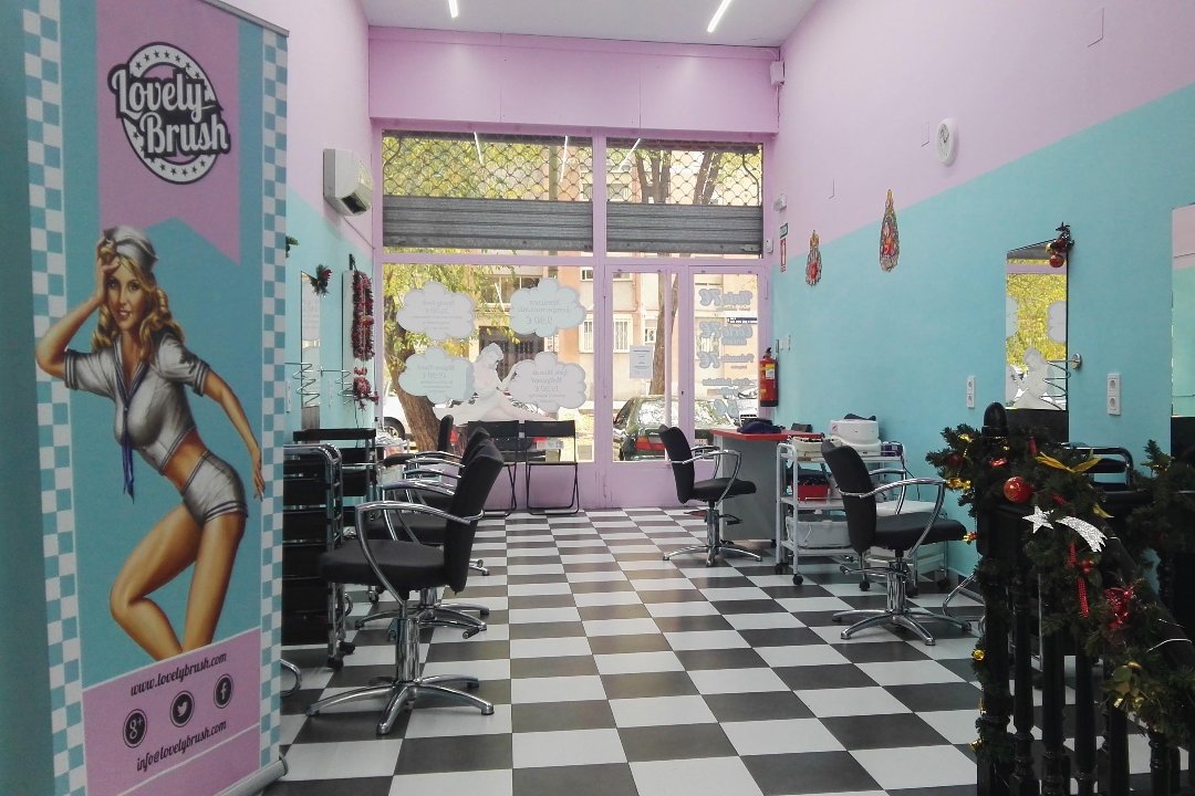 Lovely Brush, La Elipa, Madrid