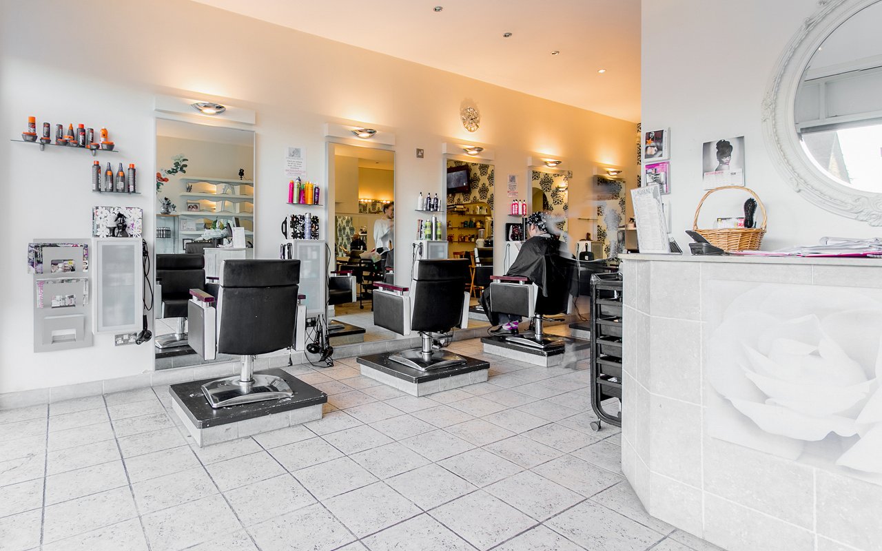 Hairdressers and Hair Salons in Iver, Buckinghamshire Treatwell