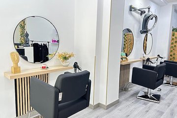 Adrian Piñera Hair Salon