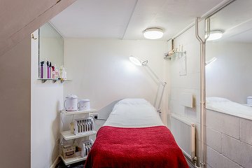 Broadway Brazilian Waxing & Beauty