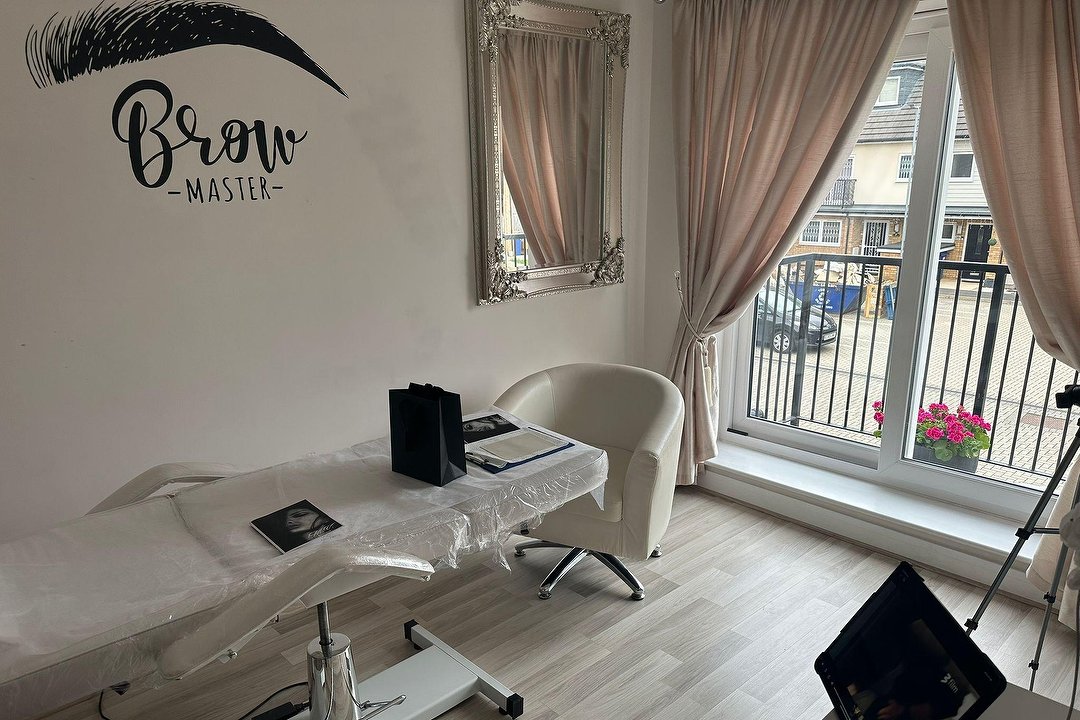 MV Brows, Bluewater Shopping Centre, Kent