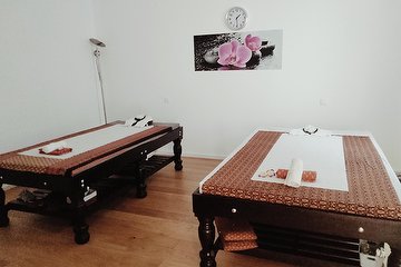 Kanok Thai Massage & Spa