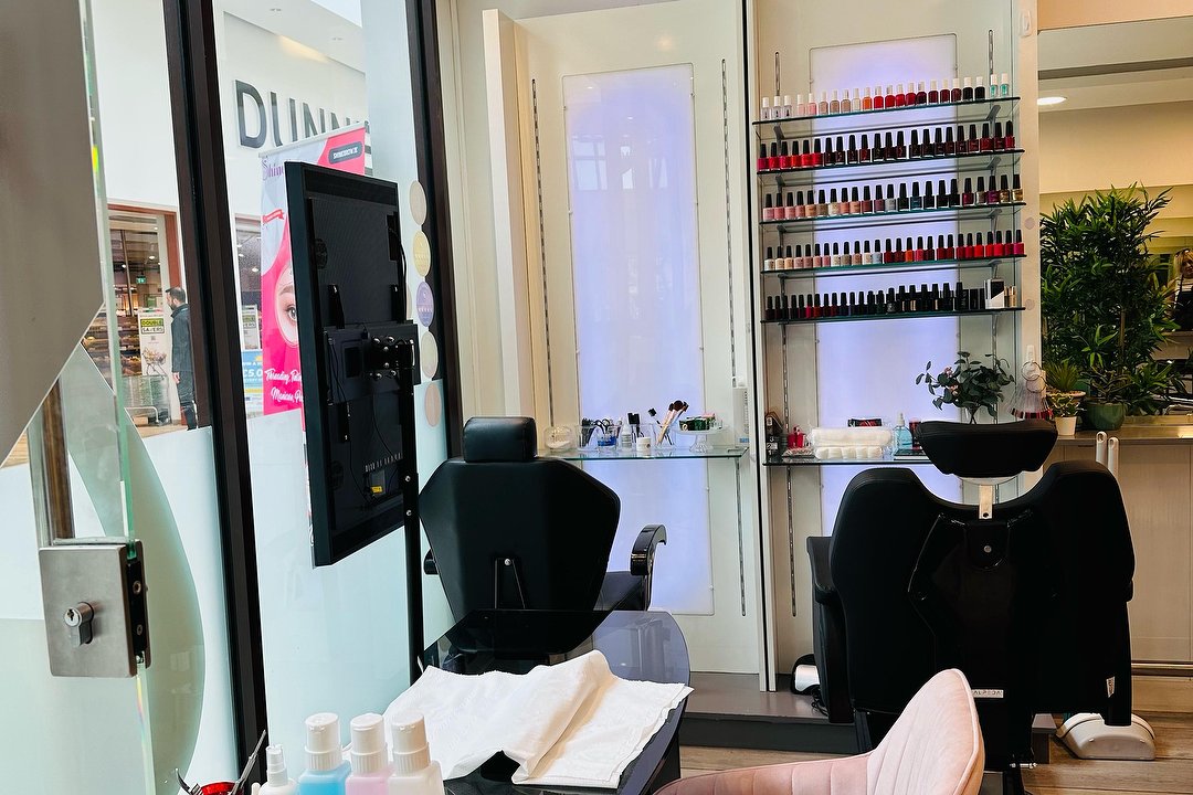 Shine Brow & Nail Bar, Leopardstown, Dublin