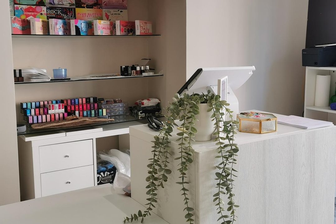 Nelle Mie Mani - Nomentano, Nomentano, Roma