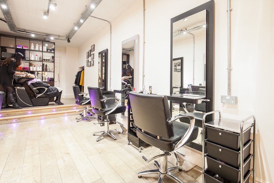 Daivas Hair Studio - Greenwich, Greenwich, London
