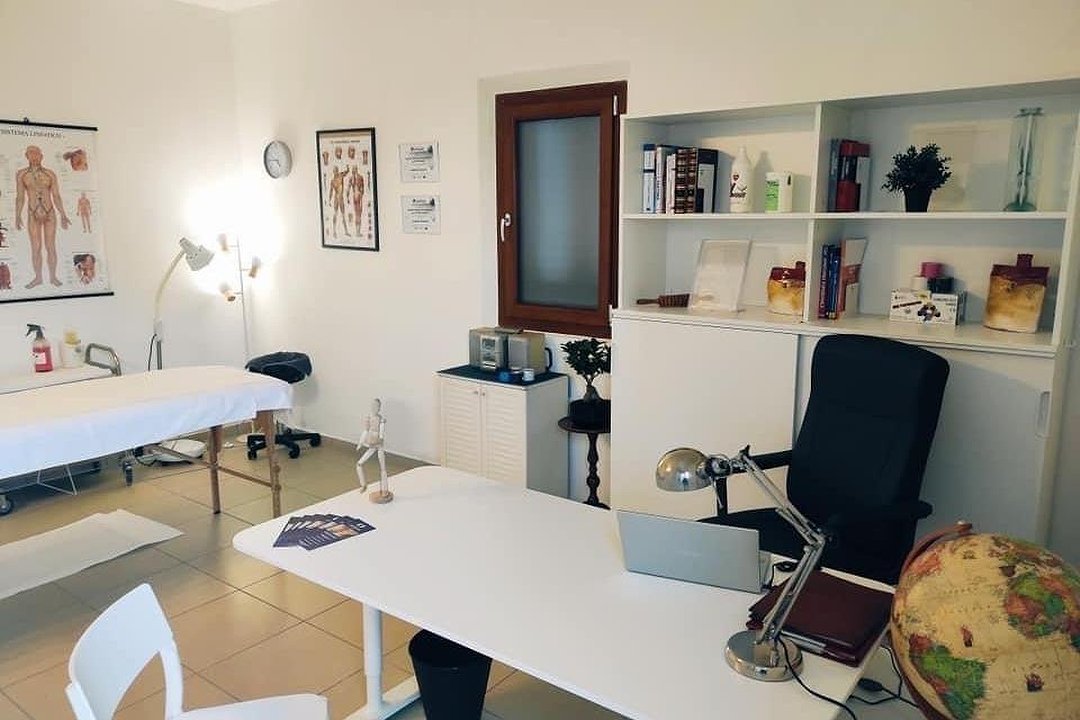 Andrea Bassini MassotherapyLab Studio Massaggi Professionali, Toscana