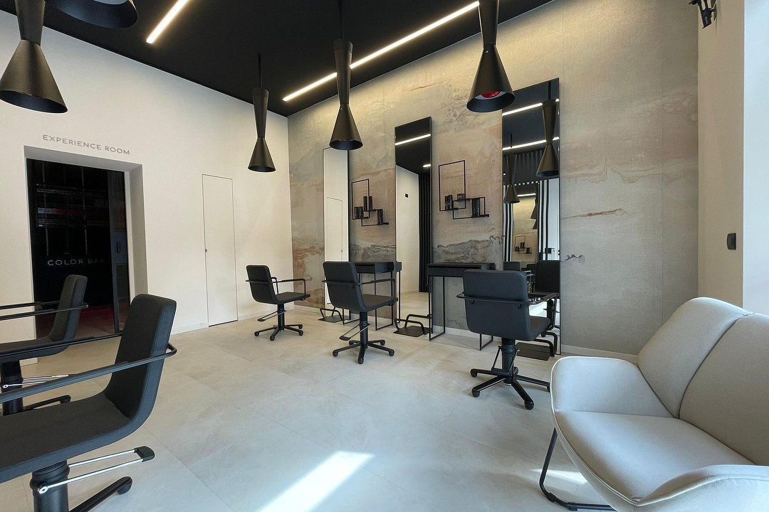 Mihi Isola, Zona Farini, Milano