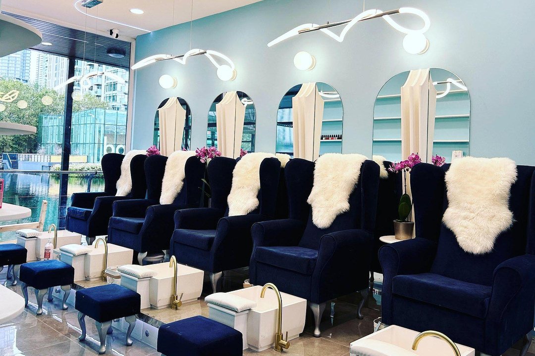 HR Nail Bar, Isle of Dogs, London