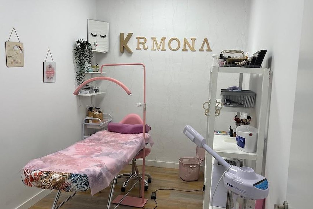 Krmona Estudio de Belleza, Torrefiel, Valencia