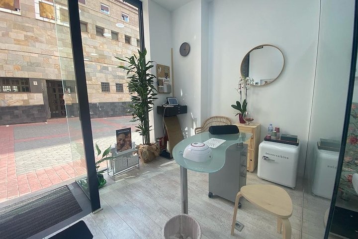 Virginia Seraz Estética y Bienestar - Onglerie Zaragoza - Photo de galerie - OneBooking