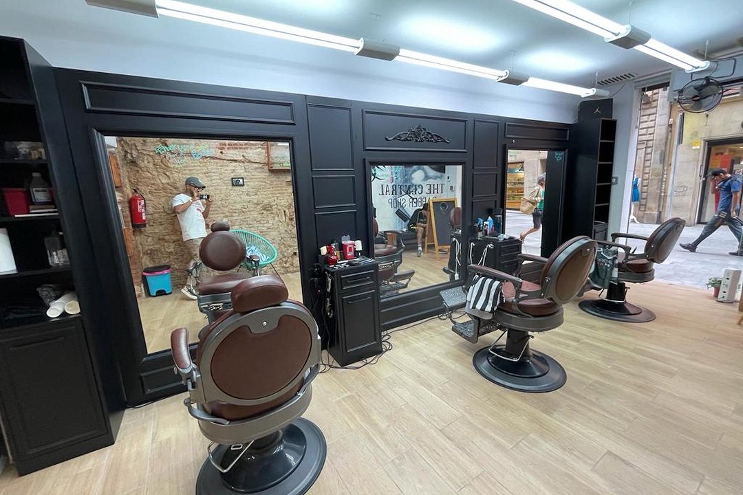 The Central Barbershop, Mercat del Born, Barcelona