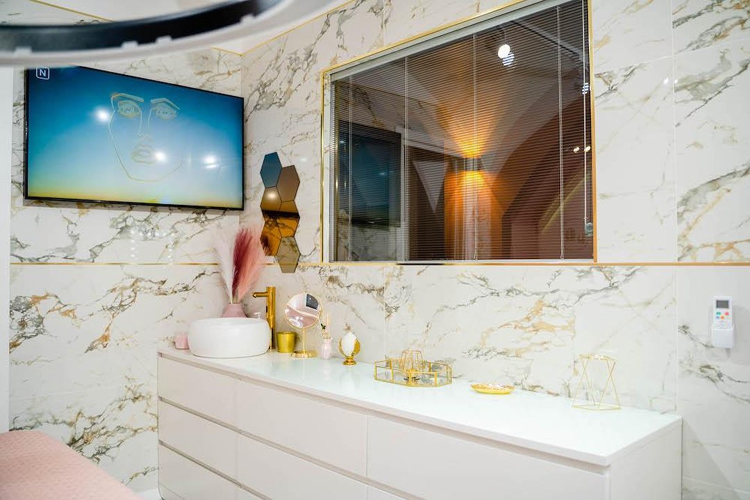 Iryna Shlapak Permanent & Beauty Studio, Campania