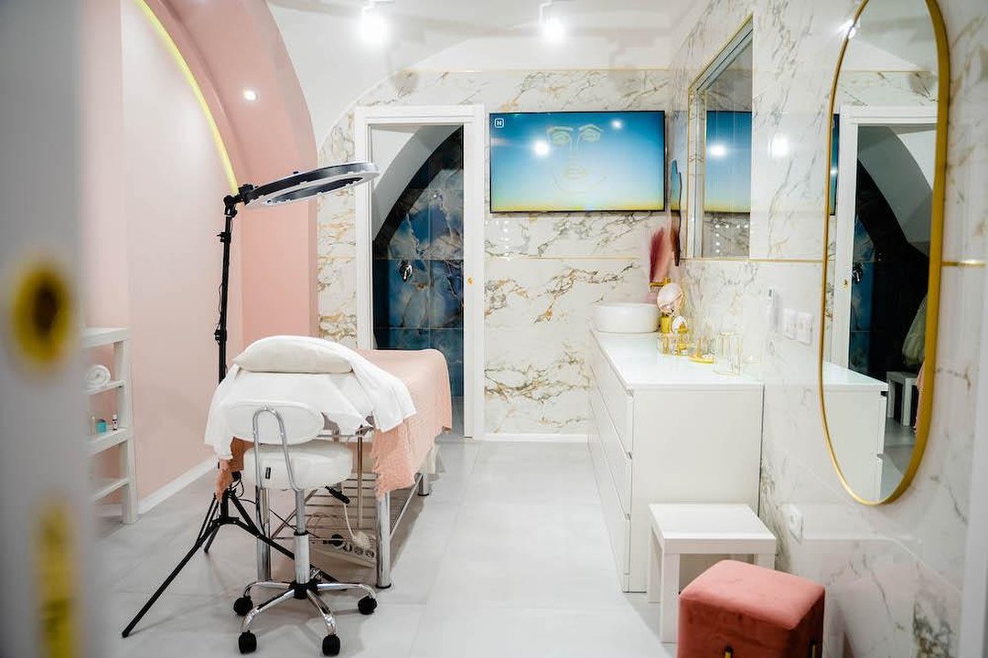 Iryna Shlapak Permanent & Beauty Studio, Campania