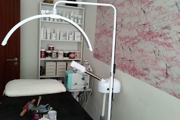 Tina Paci Beauty Studio