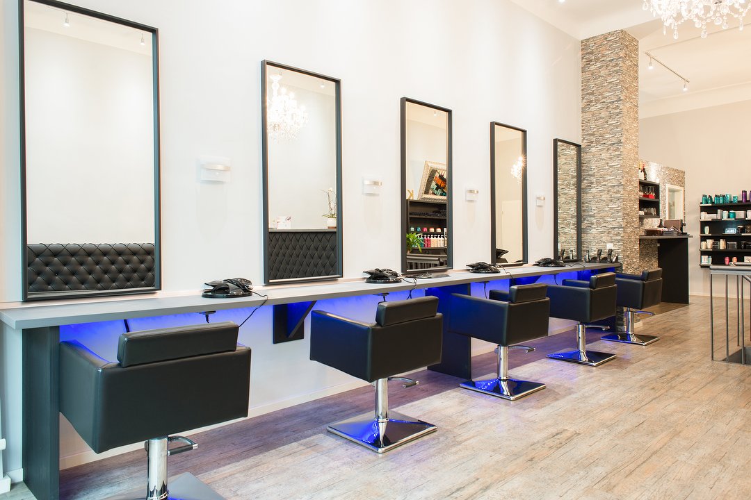 Ami's Hair & Beauty Lounge, Charlottenburg, Berlin