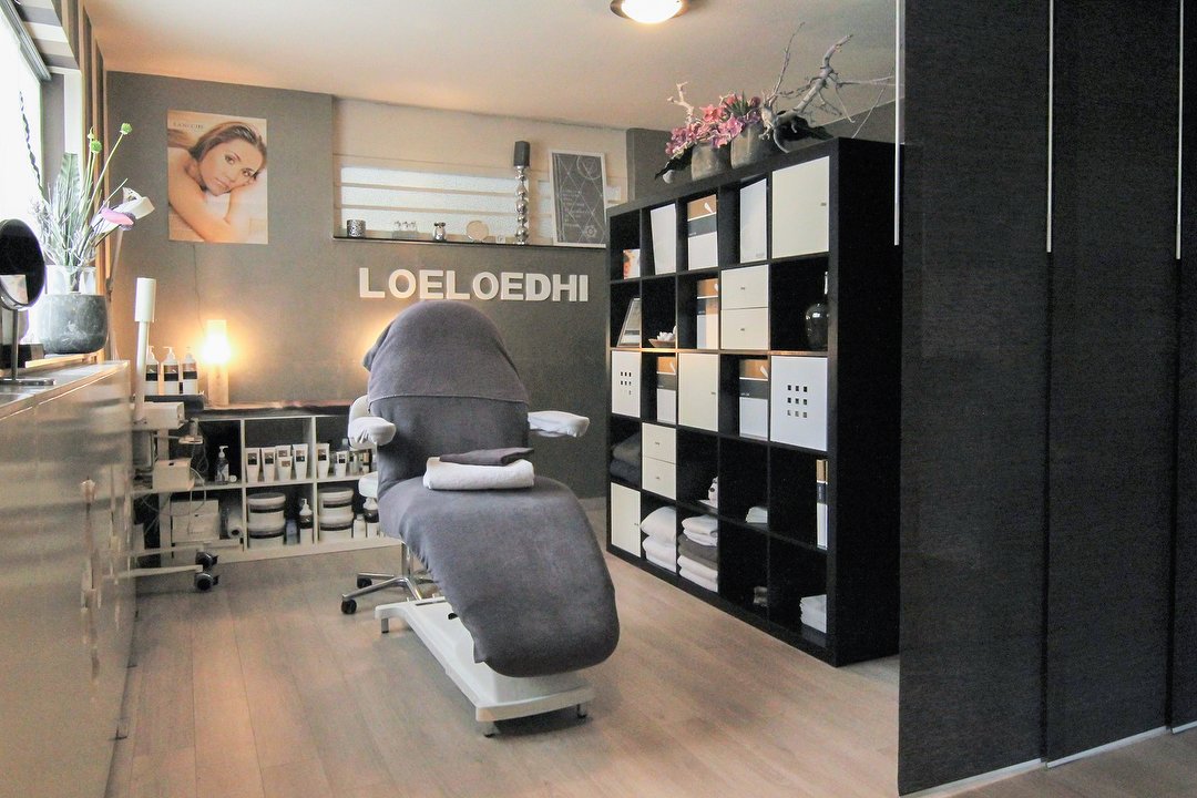 Schoonheidssalon Loeloedhi, Vuurdans, Zuid-Holland