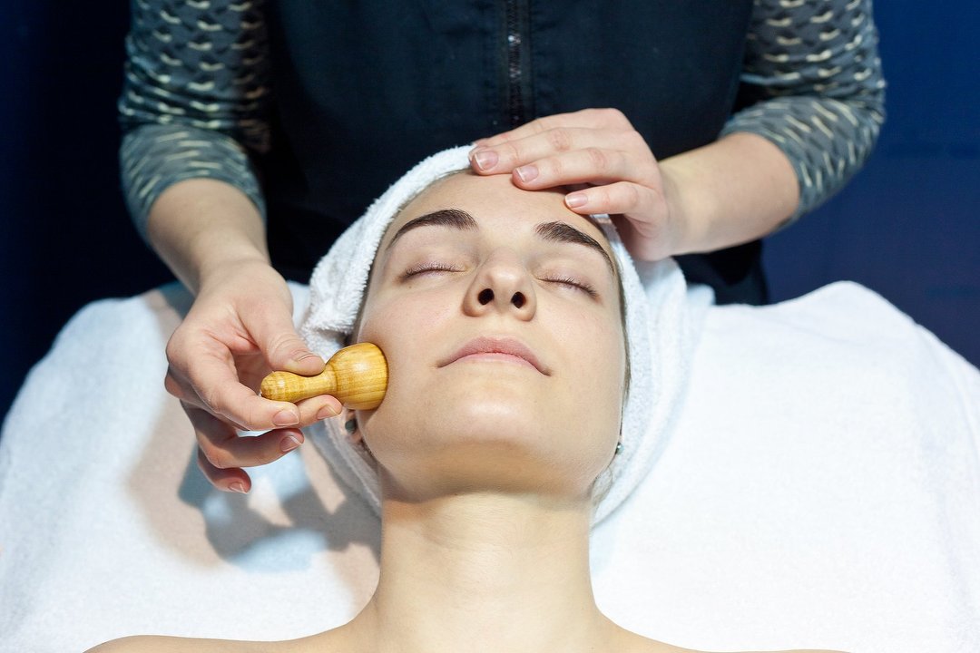 Agua Tierra Mente Centro de Terapias, Lucero, Madrid