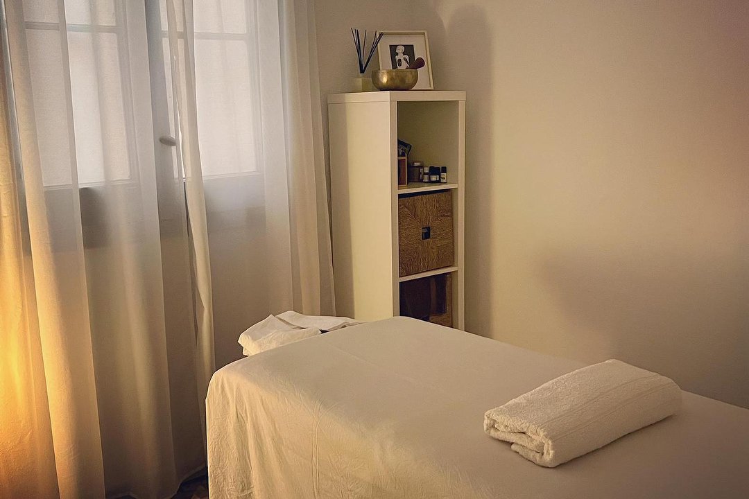 Massage Therapy Catalina Varela, El Barri Gòtic, Barcelona