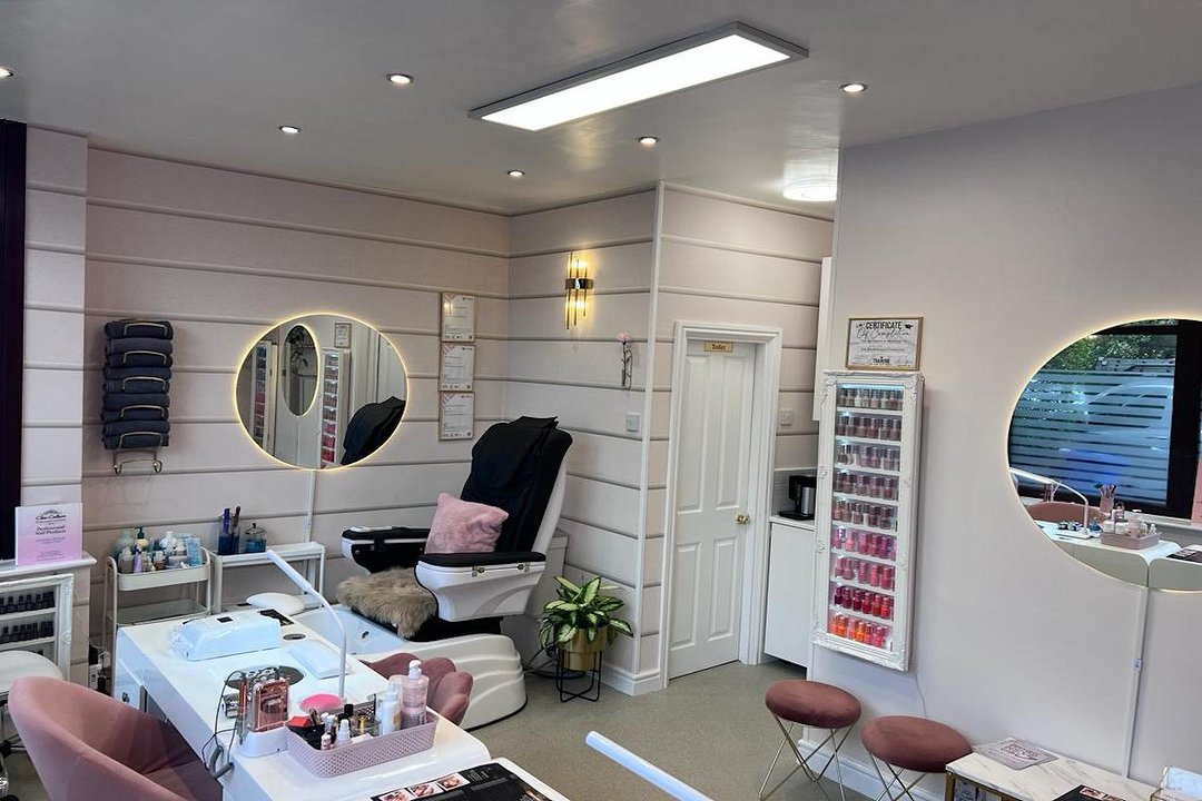 Va Va Voom Beauty Rooms  Beauty Salon in Chorlton, Manchester - Treatwell