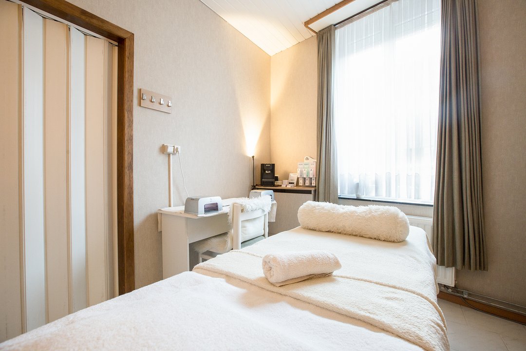 Schoonheidssalon Leen, Aalst