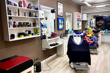 Barber Shop Kevin