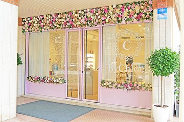 ByChloé Salon de Beauté