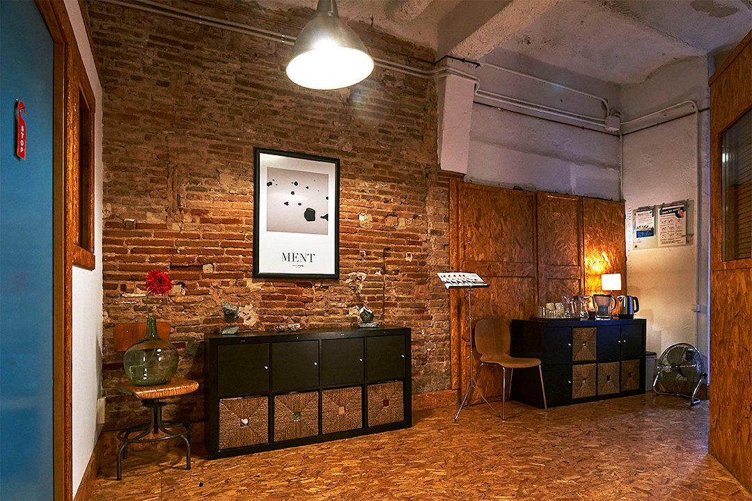 Solo Dar - Maestra de Reiki, Masajes y Kinesiologia, Rambla Poblenou, Barcelona