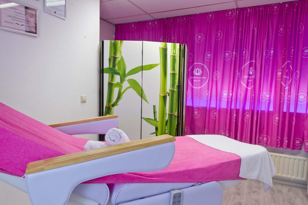 Maria body waxing beauty, Leiden
