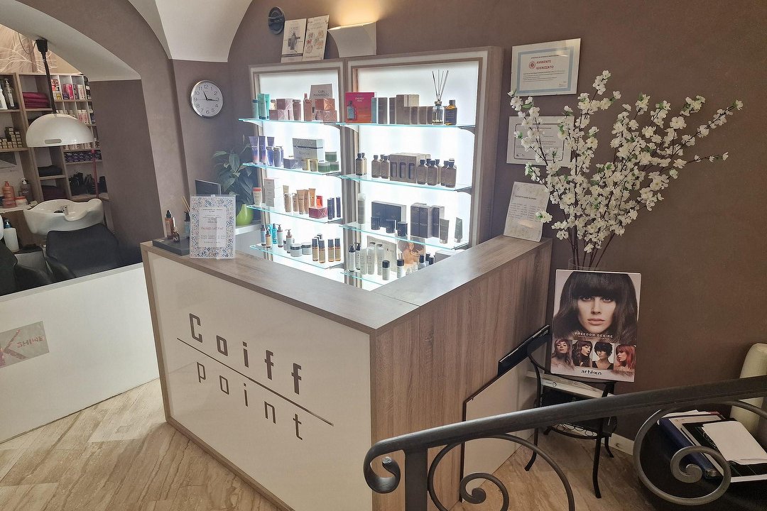 Coiff Point, Salario, Roma