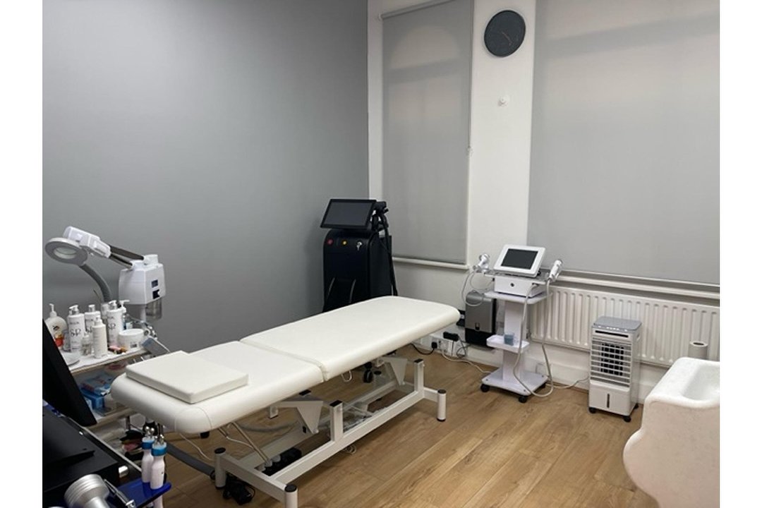 Mayfair Hair & Beauty -Inside Minsony, Regent Street, London