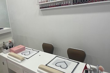 Miya nails institut