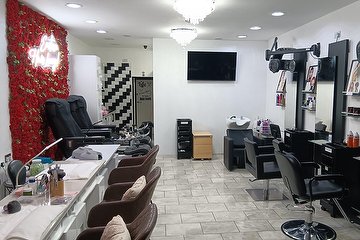 Scintillate Unisex Salon