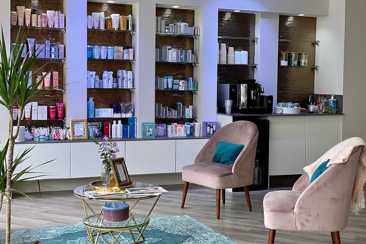 Saks Hair & Beauty Leeds City - Coiffure Leeds - Photo de galerie - OneBooking