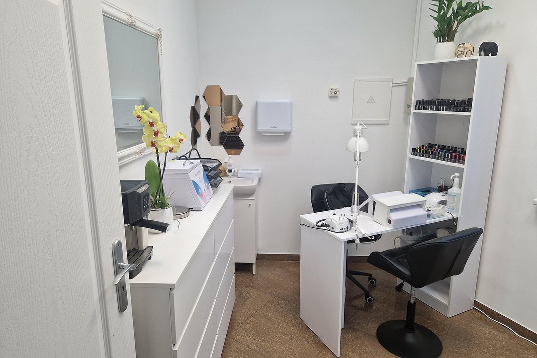 Salon Pro, Senamiestis, Klaipeda