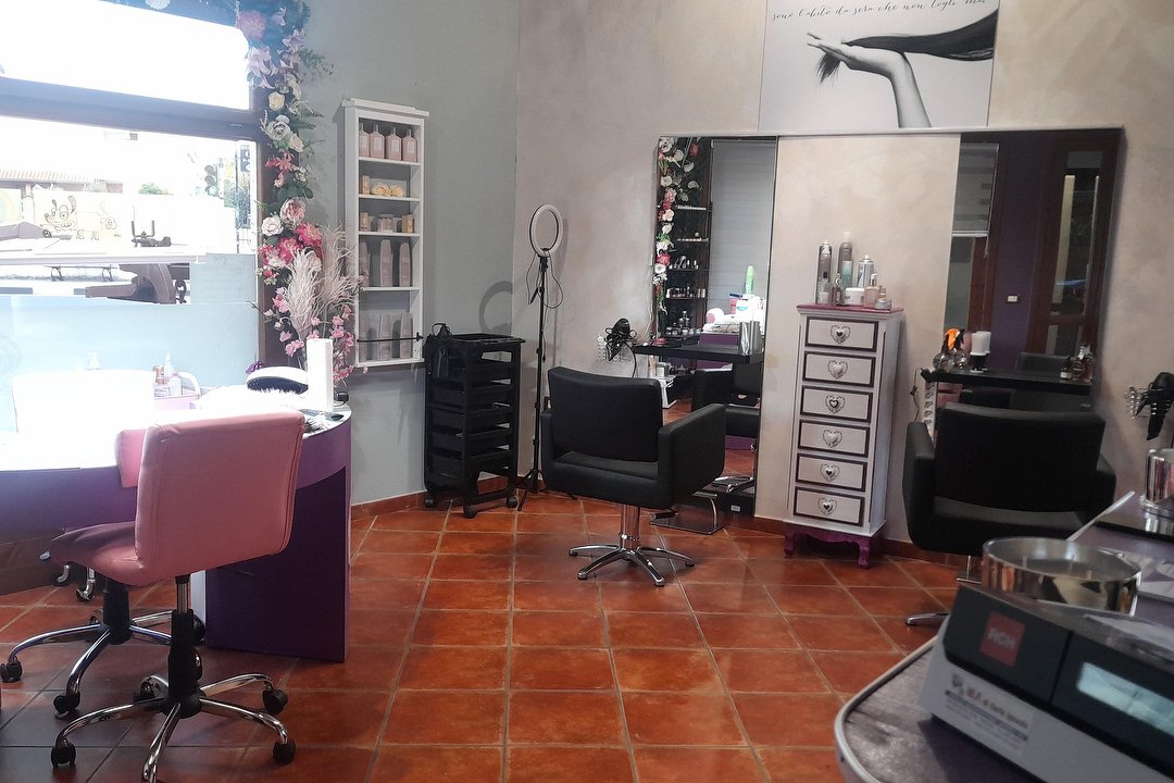 Creative Studio Hair & Nails, Sardegna
