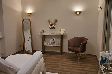 Skinsolutions Leona