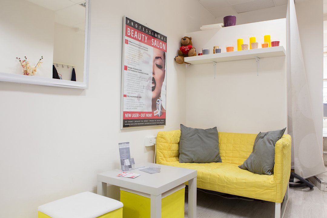 Petite Nail Bar, Dublin 2, Dublin