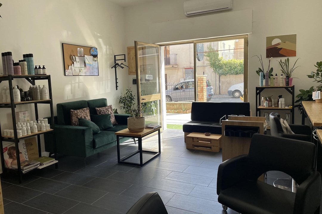 KP's Hair Lab, Calabria