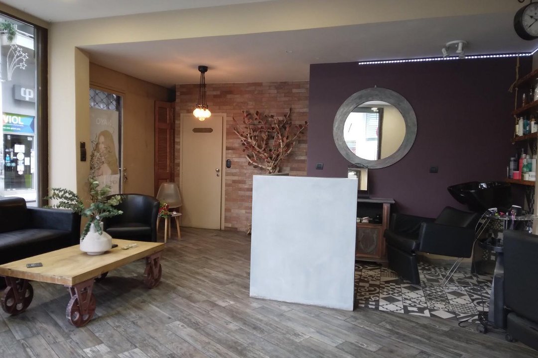 Hair Lab by Margariti, Akadimia Platonos, Αθήνα