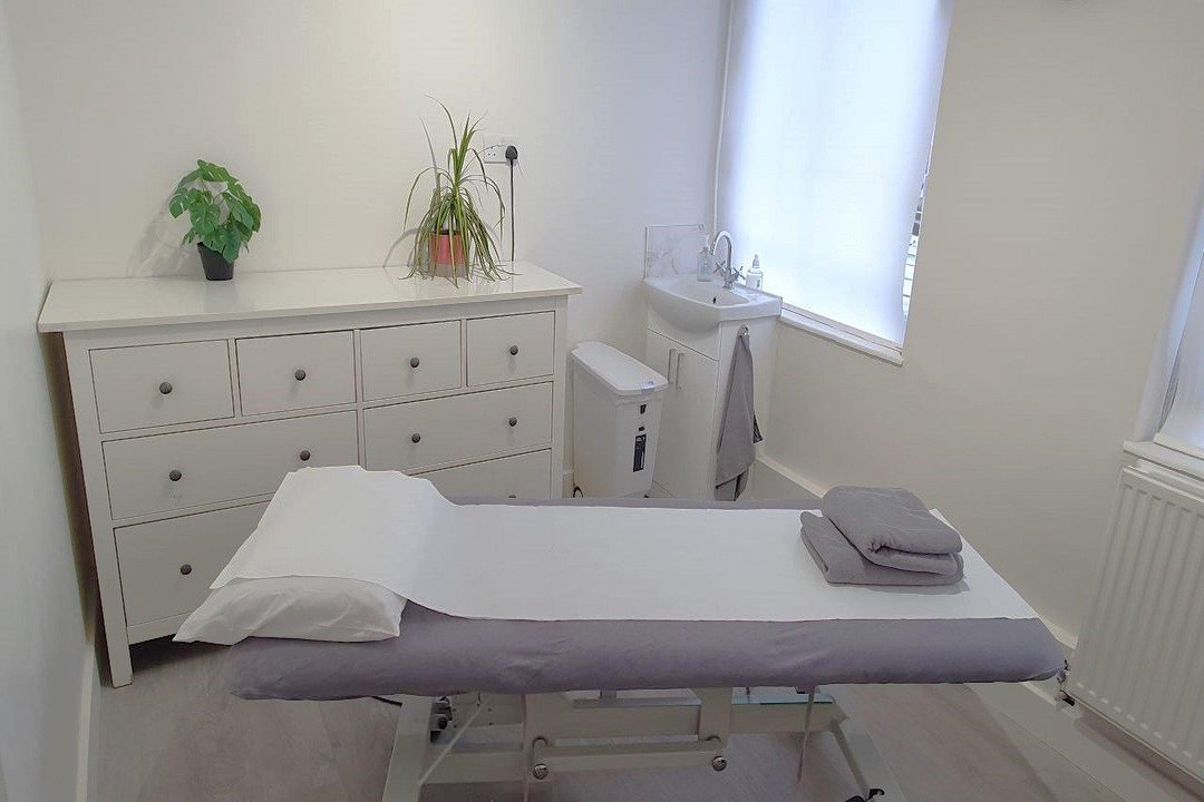 Adagio Hands - Massage Therapy, Clapham, London