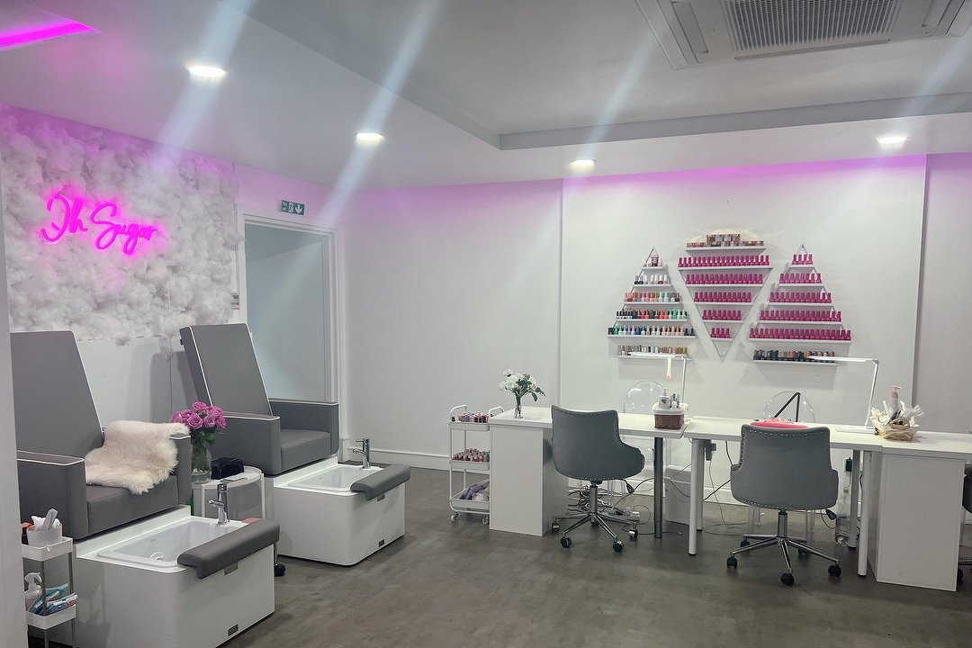 Alice Nails, Bow Road, London