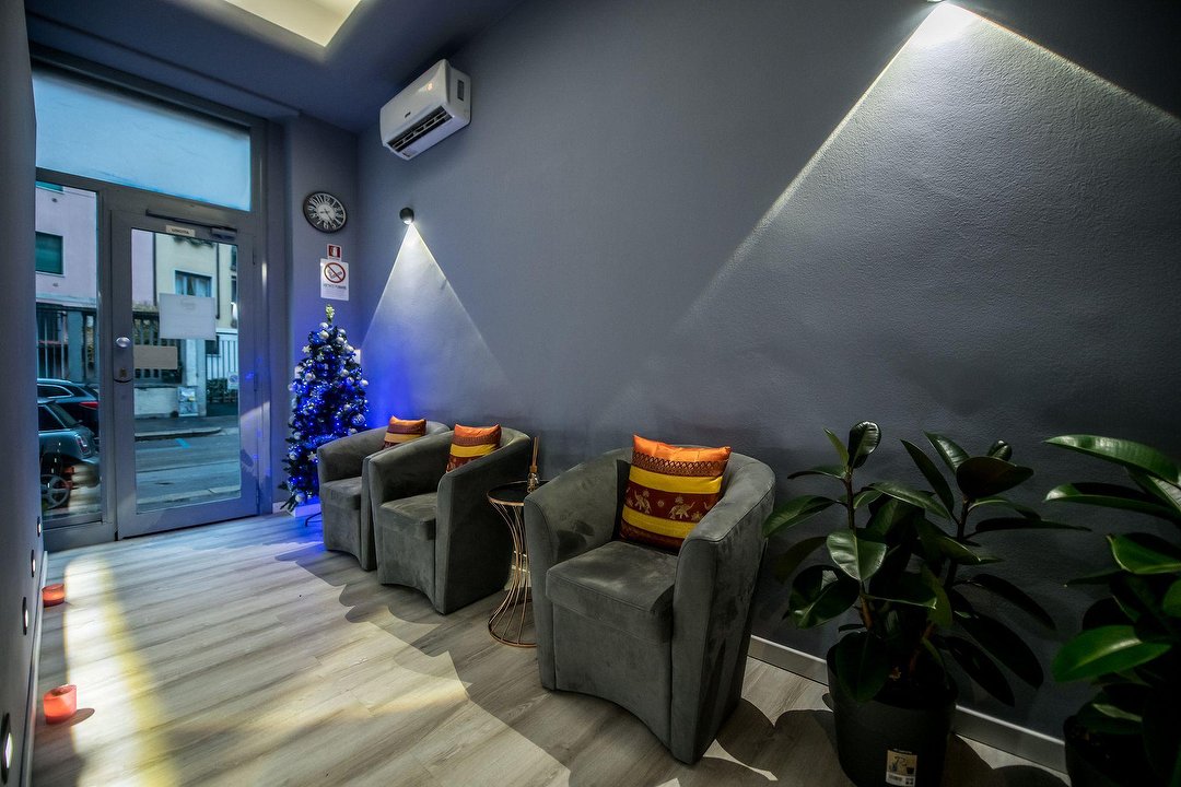 Chang Thong, Umbria Molise, Milano