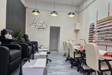 Hadis Beauty Bar
