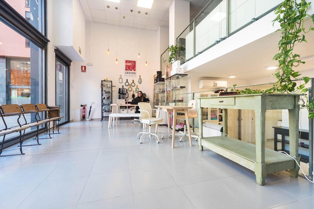 Sole Cester, Vila de Gràcia, Barcelona