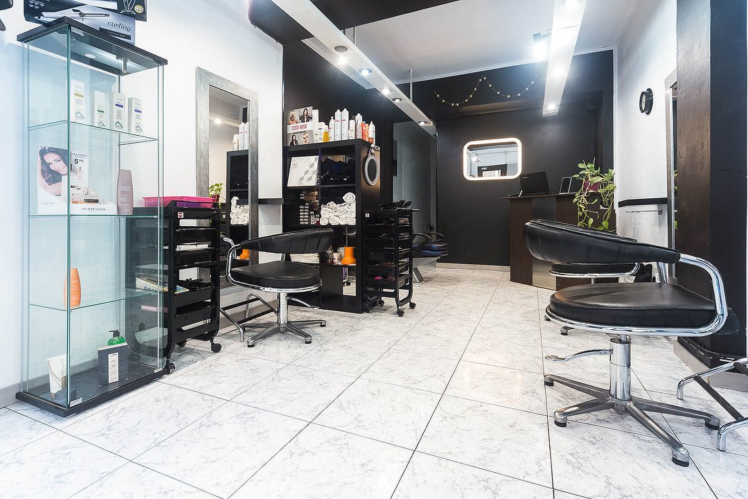 Kyna Style Perruqueria, El Camp d'en Grassot i Gràcia Nova, Barcelona