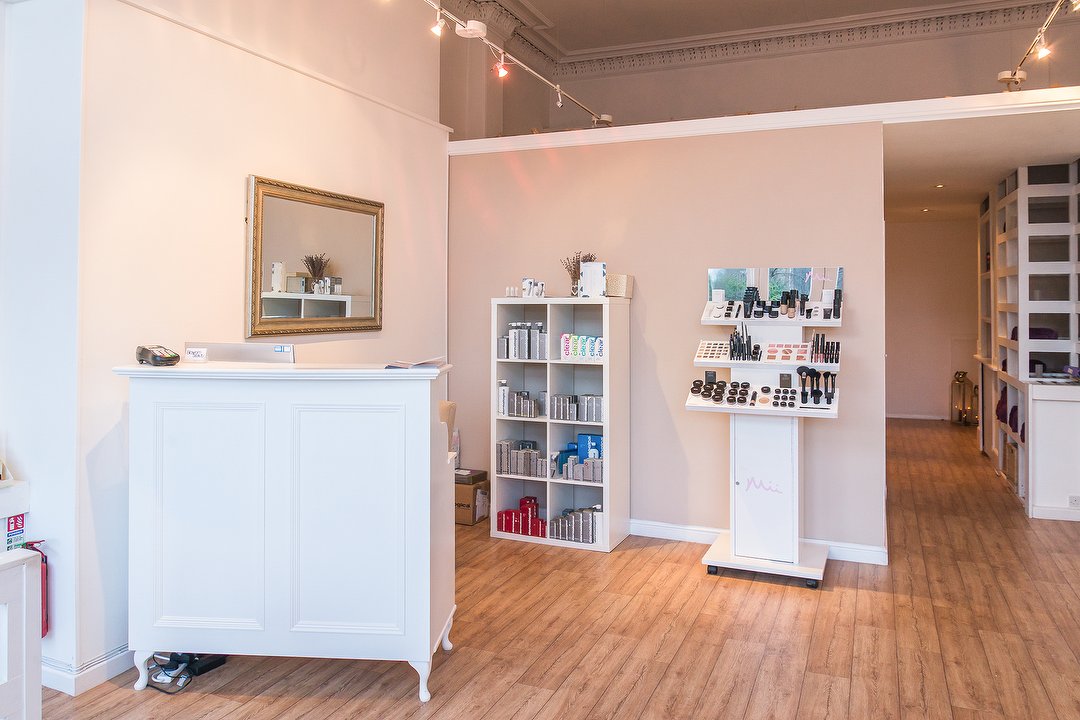 Nail Treatments At Nail Salons And Nail Bars Near Marchmont Edinburgh Treatwell
