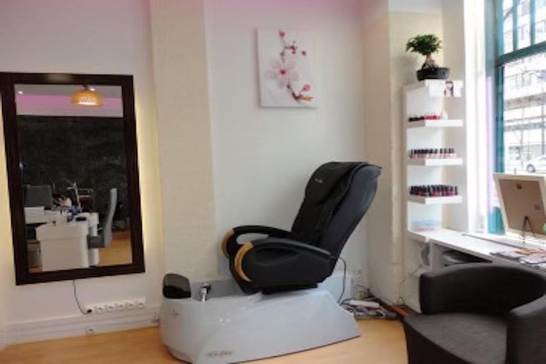 Manucure Tran, Raspail, Paris