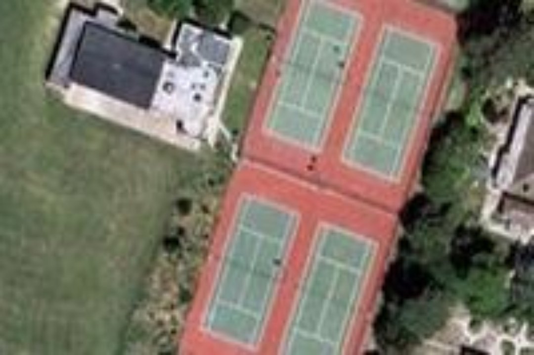 Mapledurham Lawn Tennis Club, Caversham, Reading